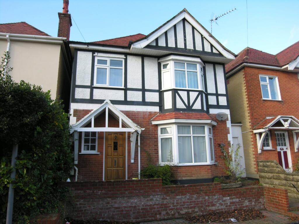 Heathwood Road, Winton, Bournemouth, BH9