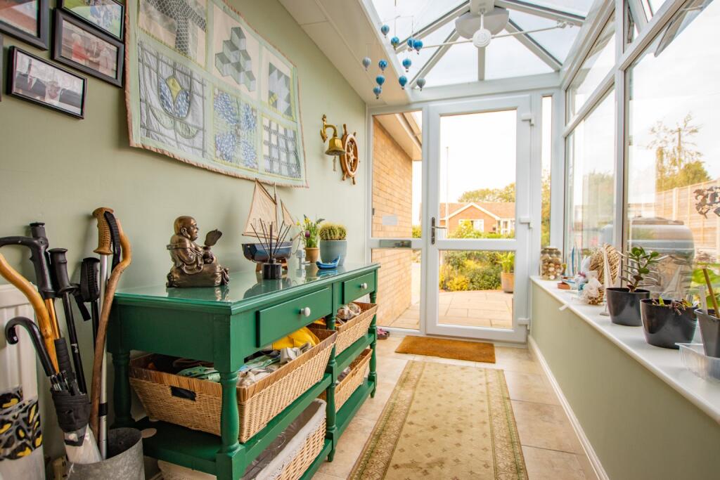 House in King's Lynn and West Norfolk, Dersingham - View 4