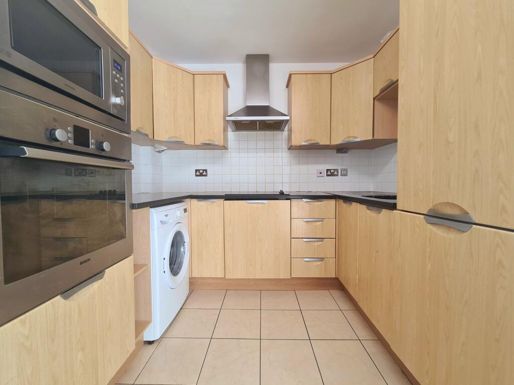 Apartment in London - View 5