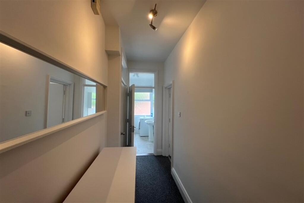Apartment in Oxford - View 5