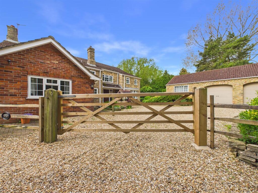 Huttoft Road, Thurlby, Alford photo 4