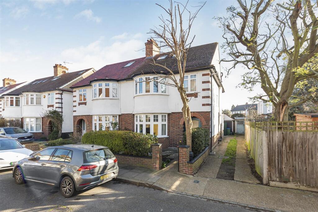 Main image of property: Eastbourne Gardens, East Sheen, SW14