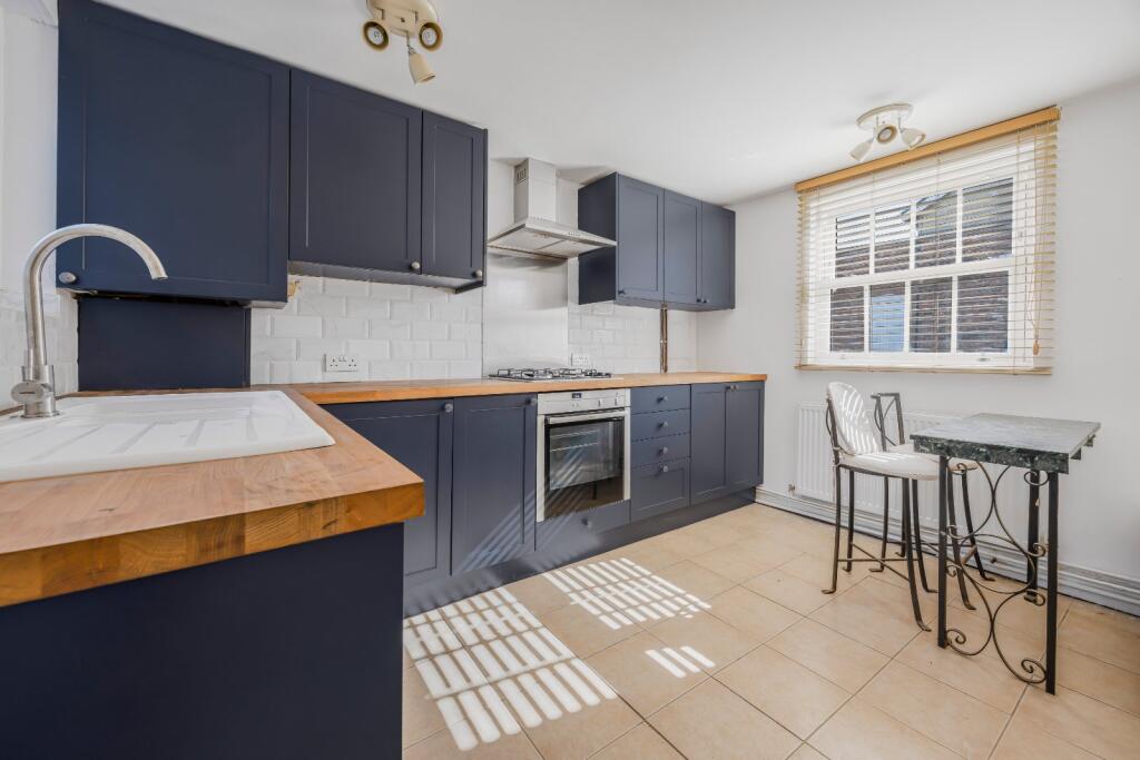 Clare Place, Leckhampton, Cheltenham, Gloucestershire, GL53 photo 2