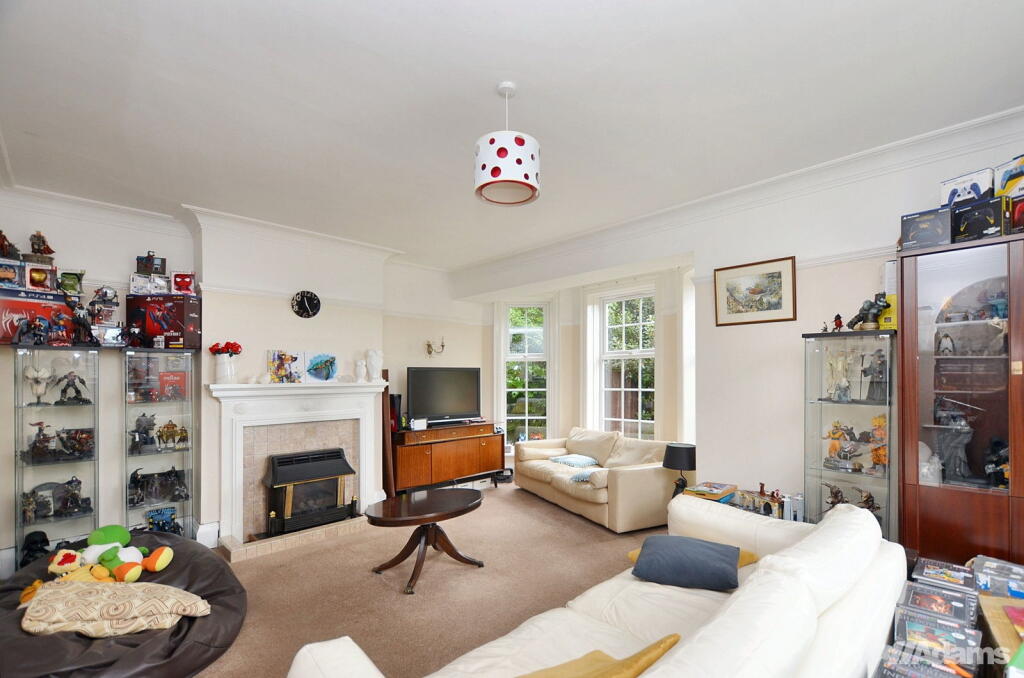 Heath Road South, Weston Village photo 3