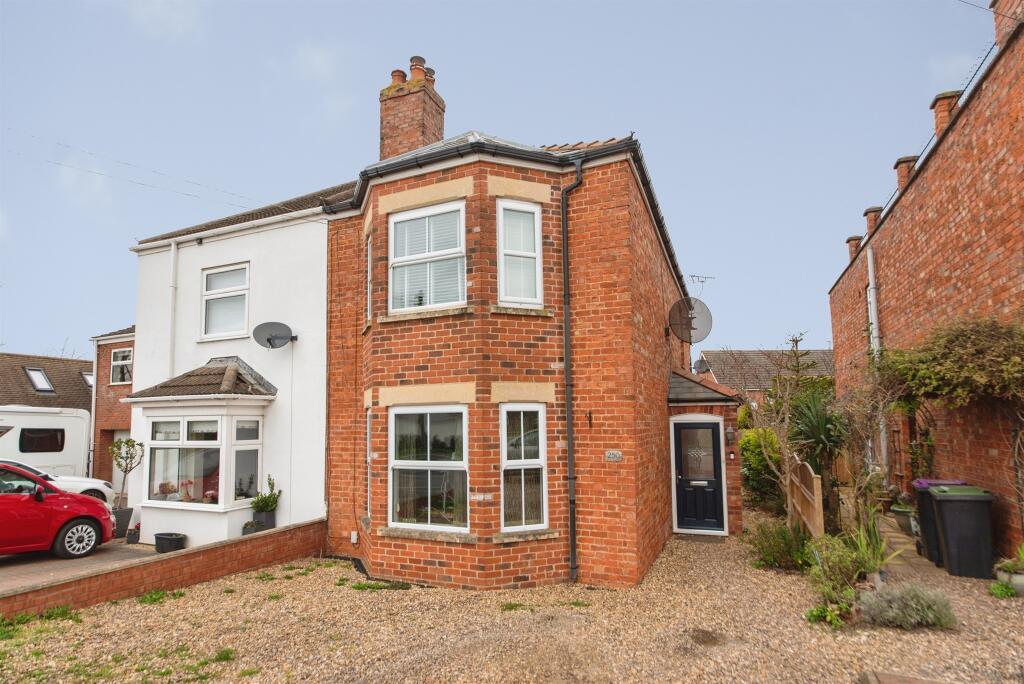 Main image of property: Grantham Road, Sleaford