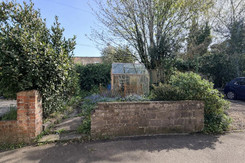 Additional image 6 of Victoria Buildings, Glastonbury