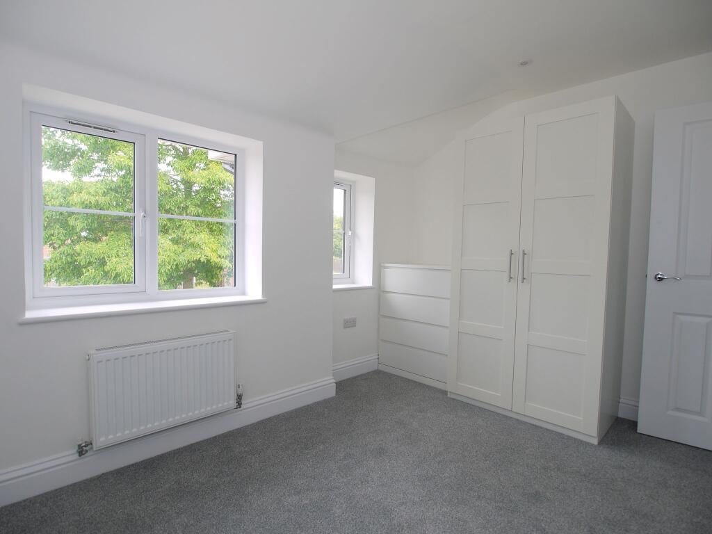 House in Sevenoaks, Greatness - View 5