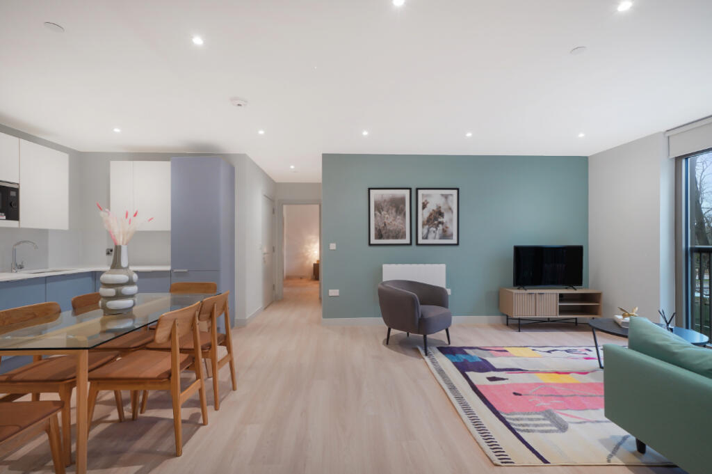 Main image of property: The Oakgate