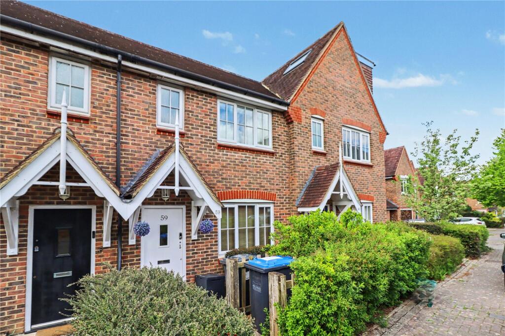 2-bed terraced on Highbank, Haywards Heath, RH16, £350,000