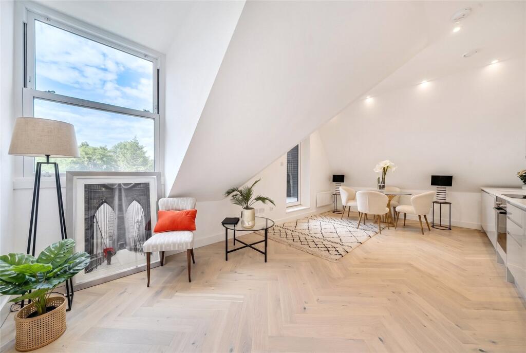 Apartment in London - More