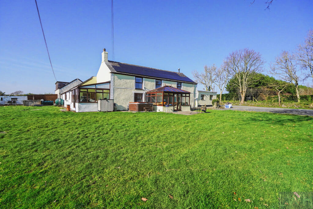 Main image of property: Kent Farm, Rhosbodrual, Caernarfon