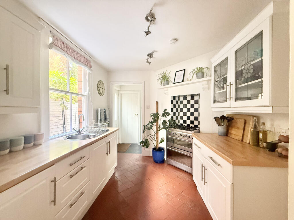 House in Bath - More