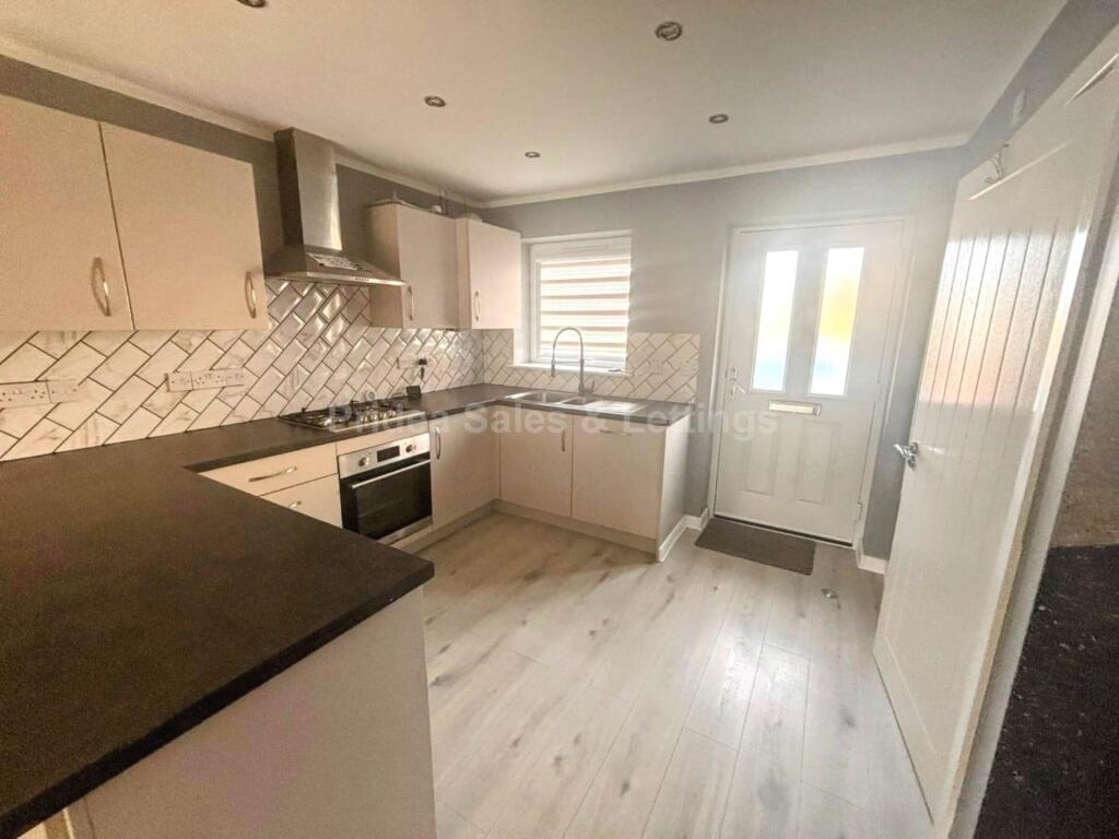 House in West Lindsey, Cherry Willingham CP - More