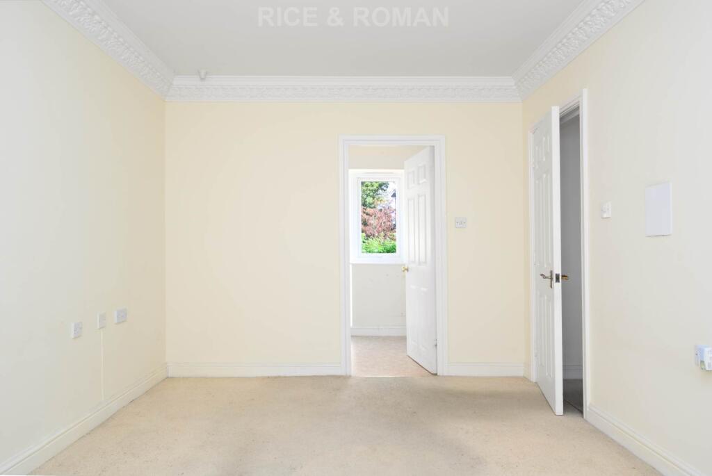 Apartment in London, North Sheen - View 5