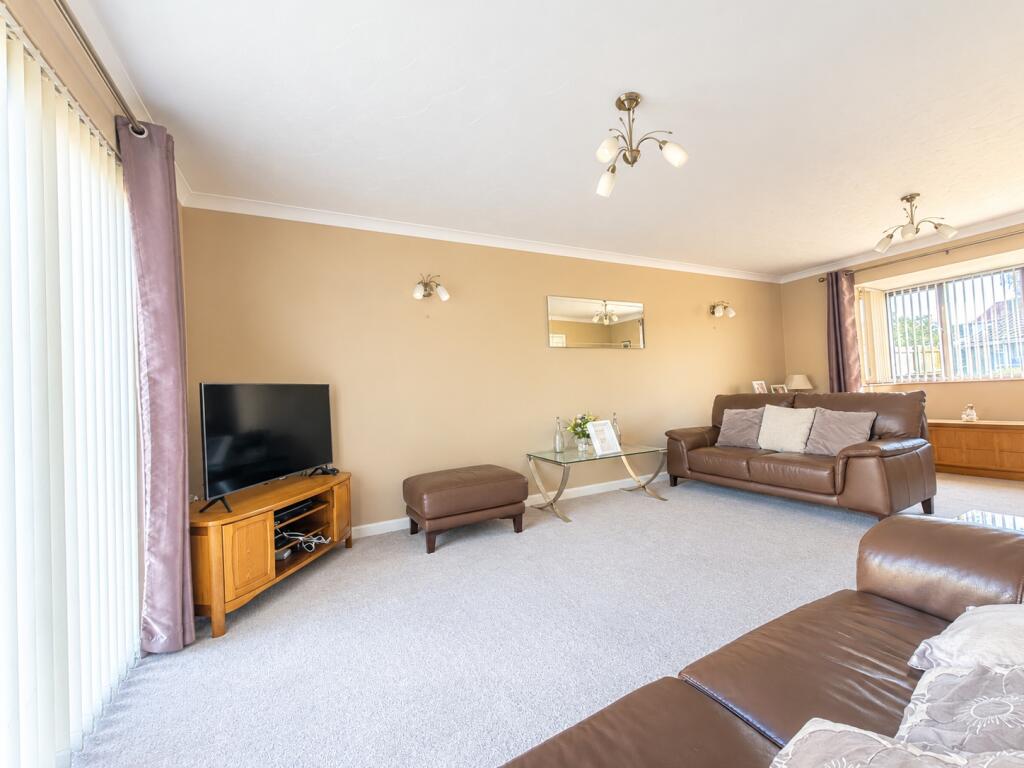 The Uplands, Nailsea, North Somerset, BS48 photo 3