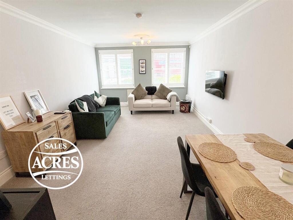 Apartment in Sutton Coldfield, Maney - View 5