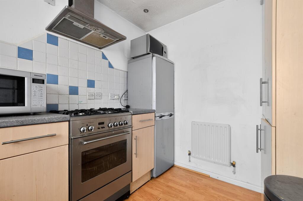 Apartment in Hatfield, Birchwood - View 3