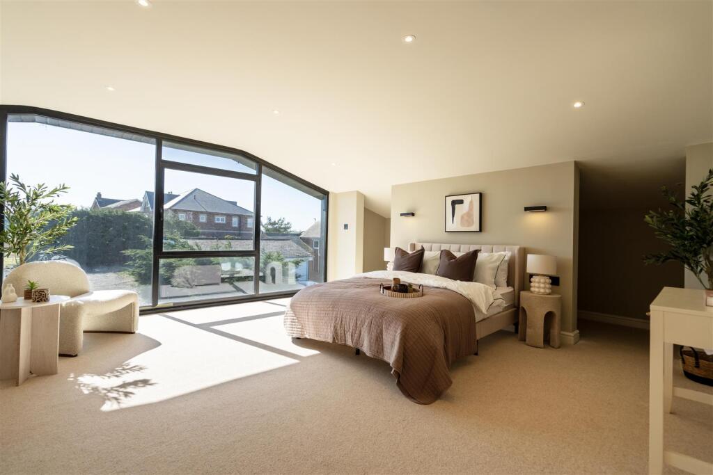 MASTER SUITE