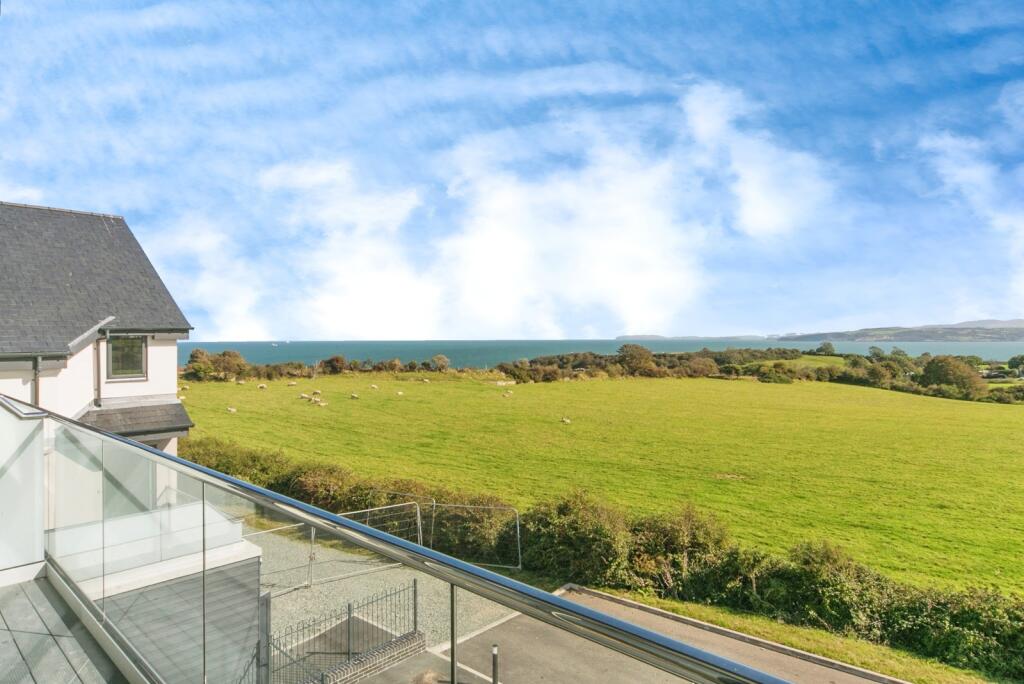 Traeth Bychan, Benllech, Anglesey, Sir Ynys Mon, LL73 photo 2