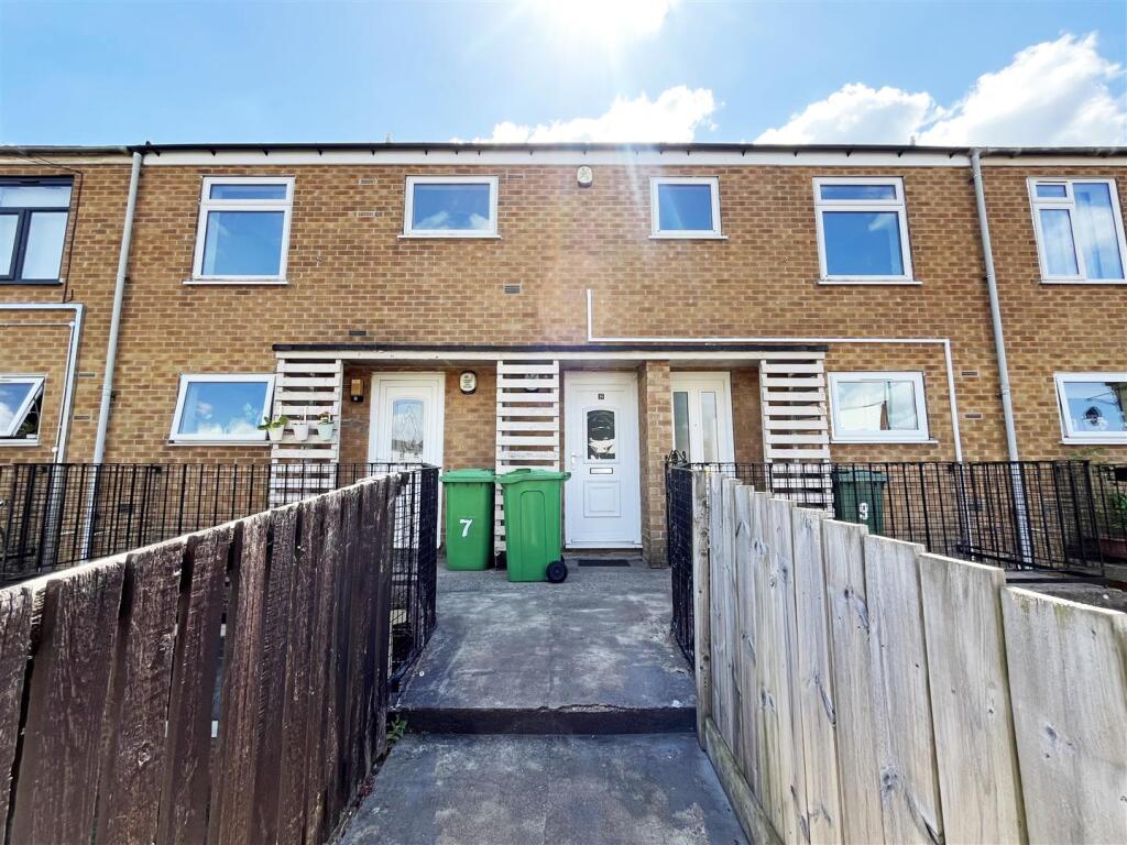 Main image of property: Tippett Court, Thorneywood, Nottingham