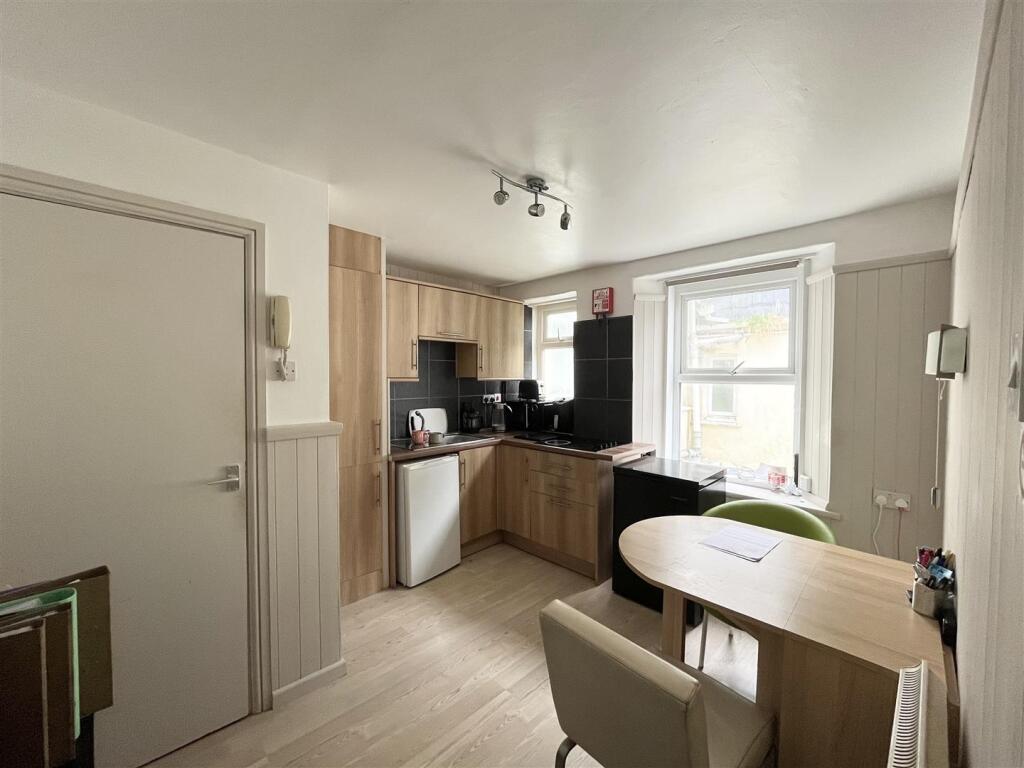 Main image of property: Edgcumbe Avenue, Newquay