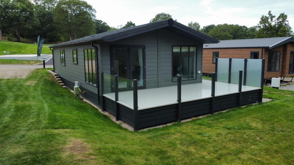 Main image of property: Kingston Carisbrook 40x20, Bryn Morfydd Lodge Park, Llanrhaeadr-yng-Nghinmeirch , Llanrhaeadr, Denbighshire, LL16 4NP