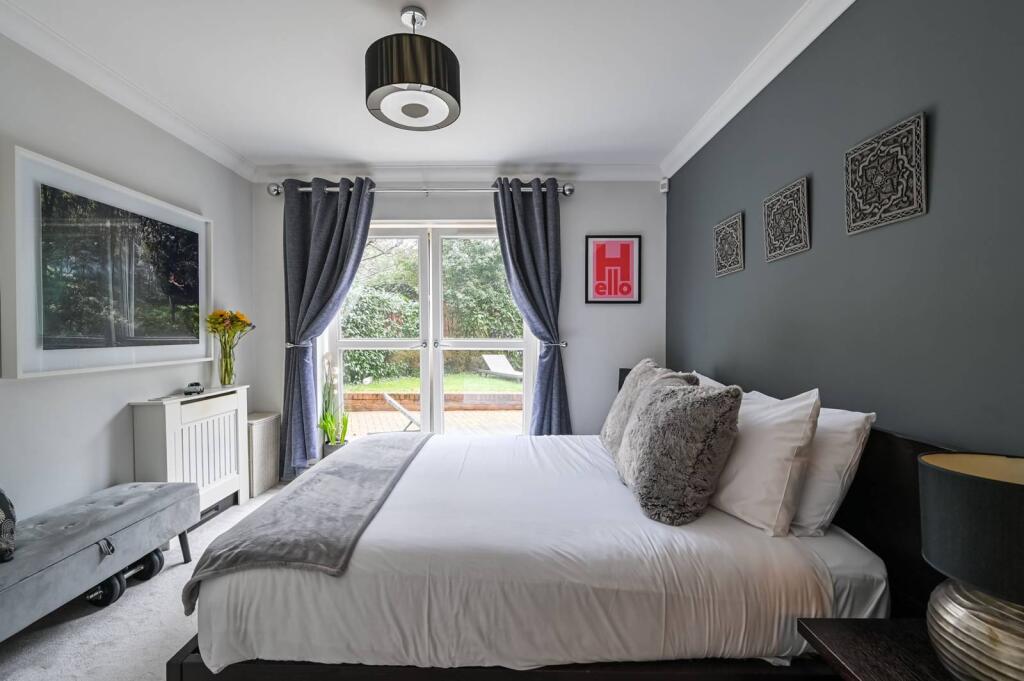 Main image of property: Melville Place, Angel, London, N1