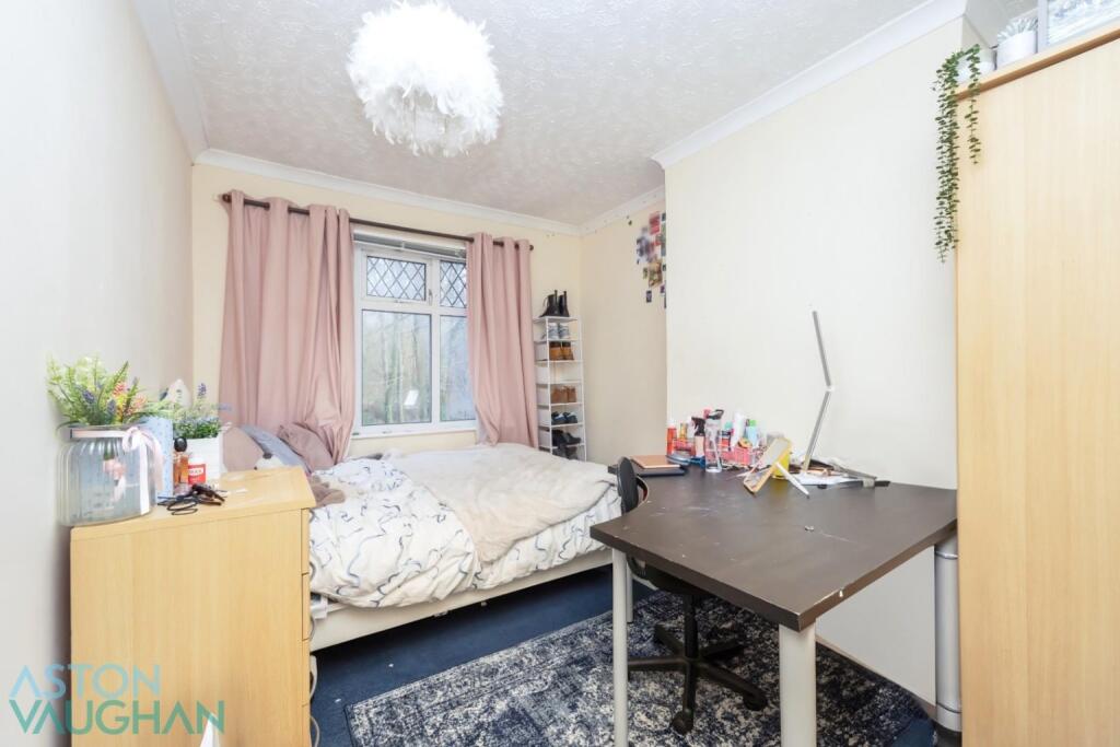 House in Brighton, Coldean - More