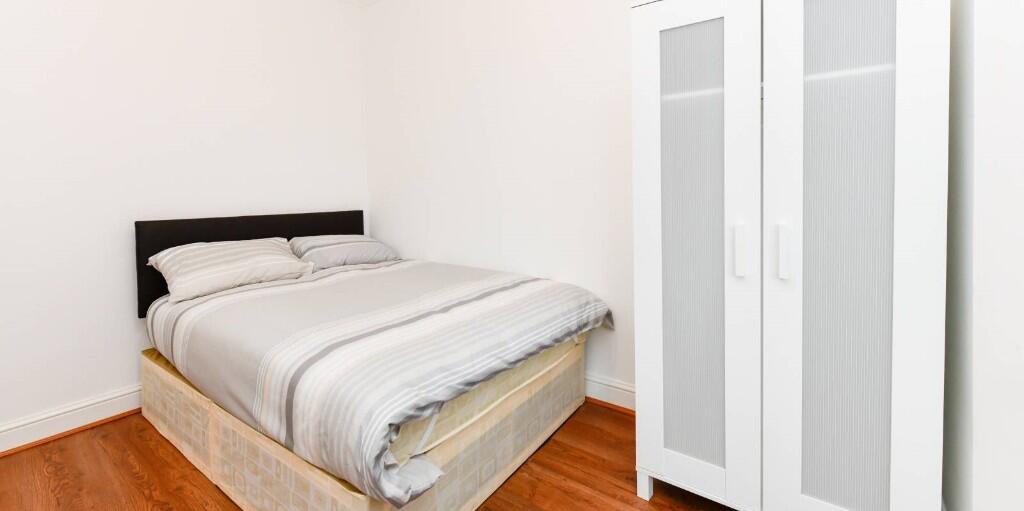 Main image of property: Lonsdale Avenue, London, E6