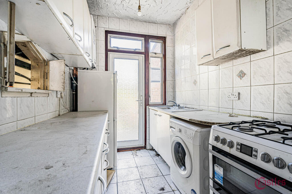 Tewkesbury Terrace, London, N11 - More