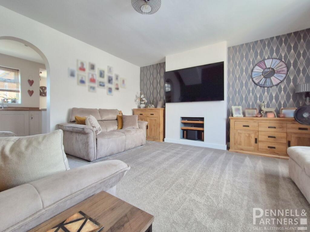 Coronation Avenue, Whittlesey, Whittlesey, PE7 photo 3