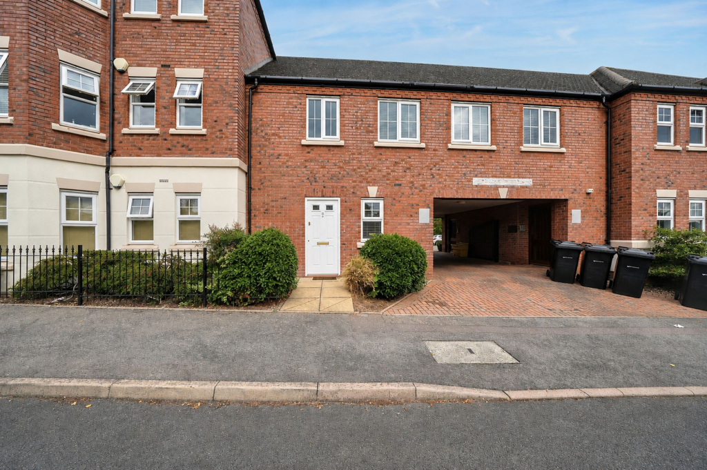 Main image of property: Norton Close, Kings Norton, B30