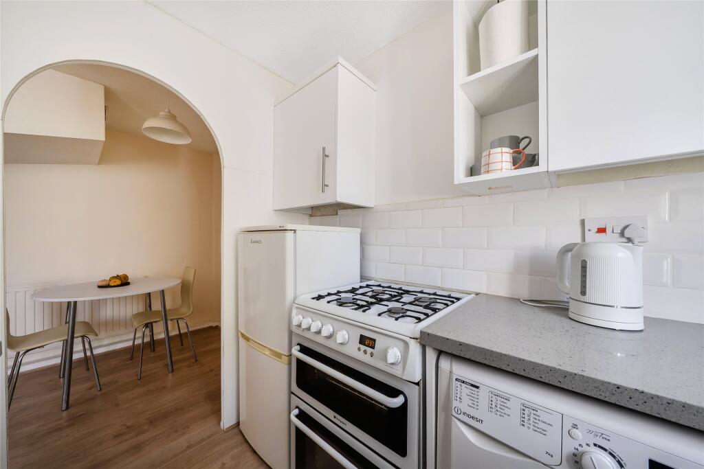 House in Sevenoaks - View 5