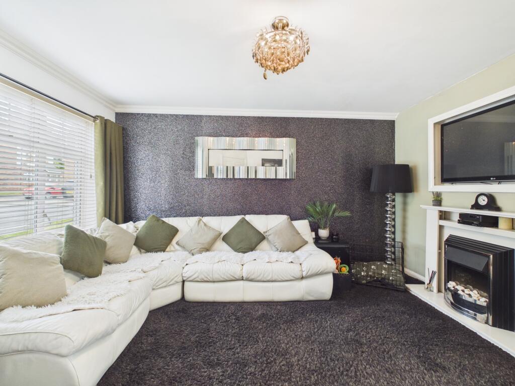 House in Viewpark, Kirkshaws - View 2