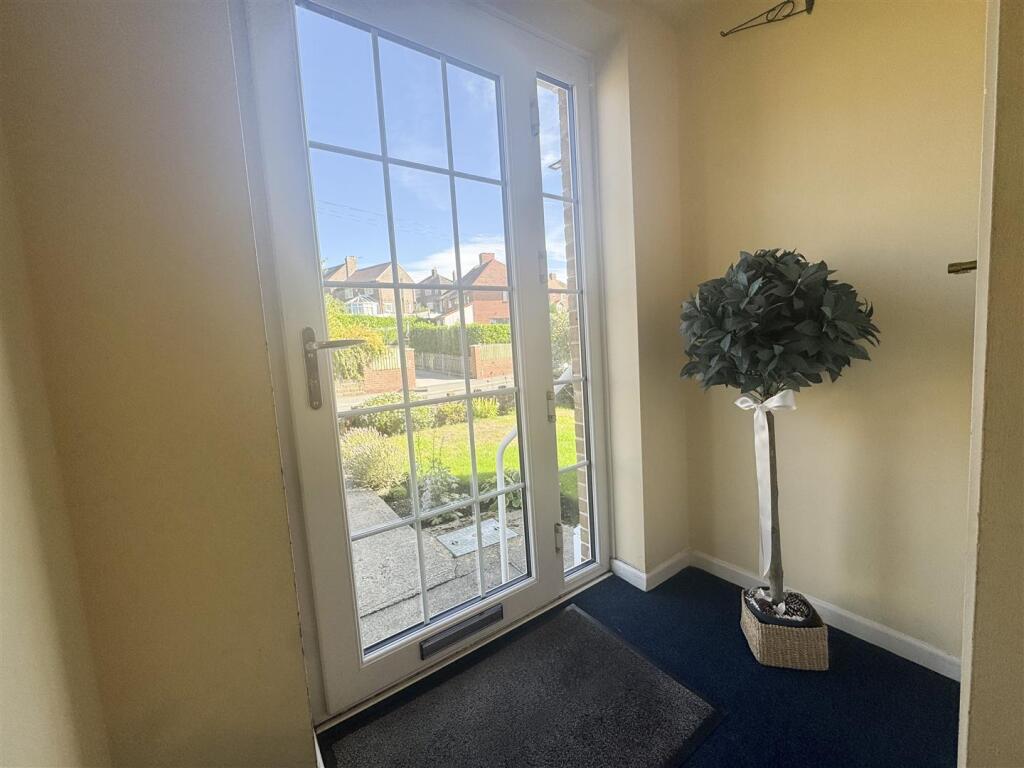 Apartment in Sheffield - View 5