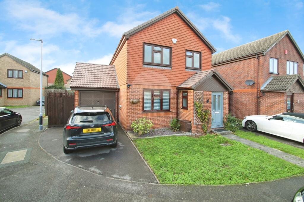 Main image of property: Holmlea Road, Datchet, SL3