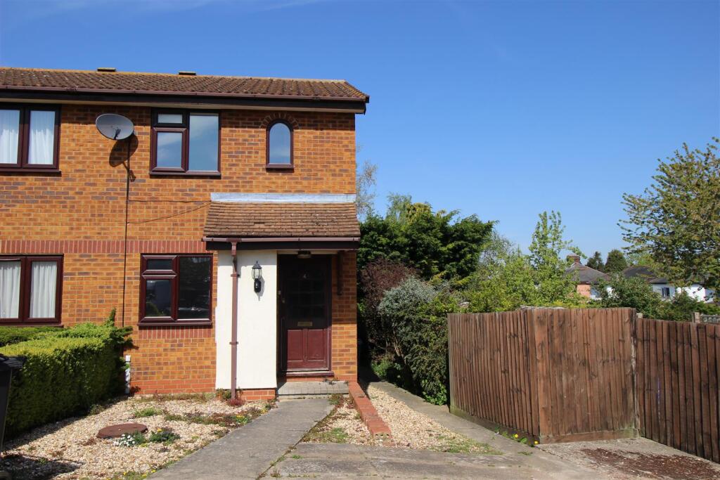 Main image of property: Daisy Croft, Rushden