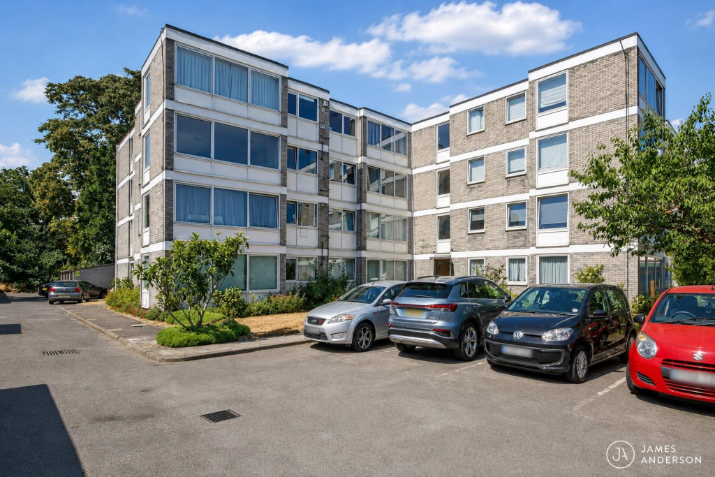 Apartment in London, East Sheen - View 4