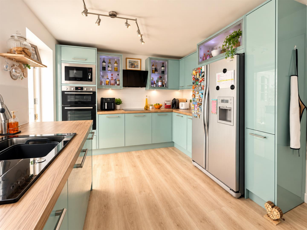 House in Dudley, West Midlands - View 5