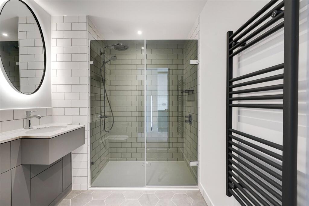 Apartment in London - View 4