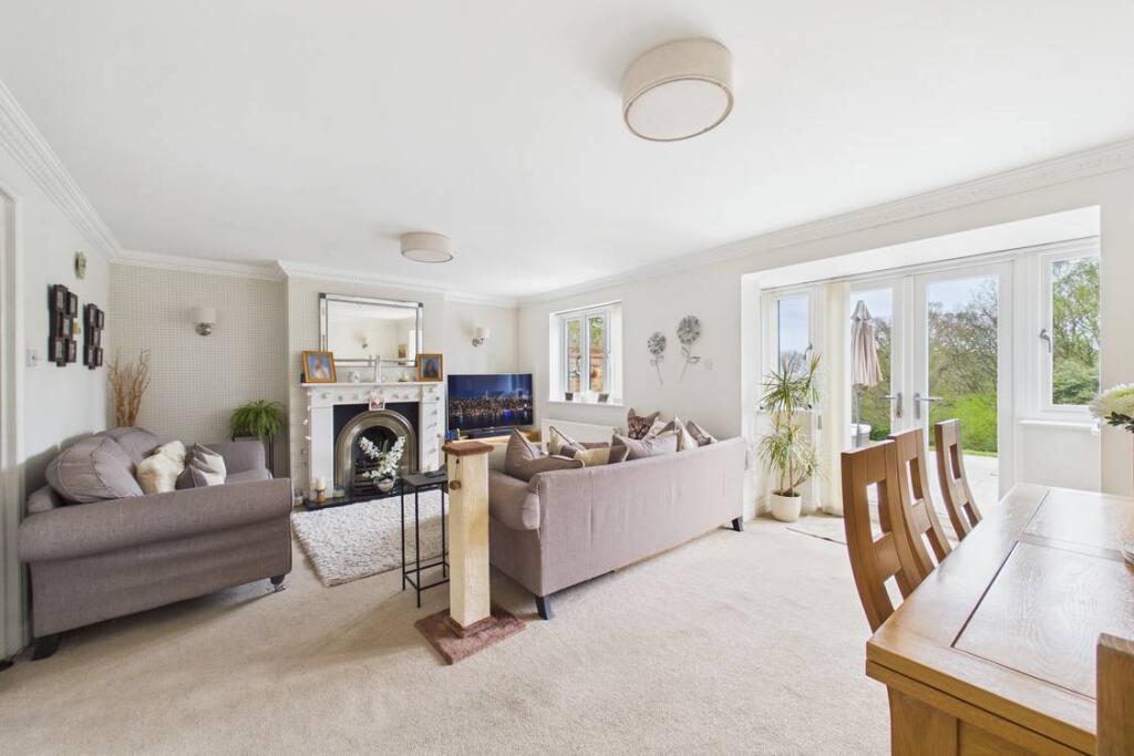 House in Burghfield - View 4
