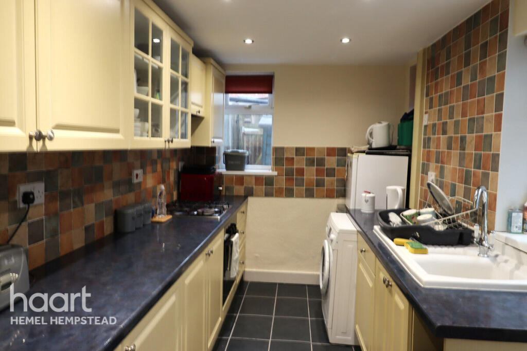 Main image of property: Leavesden Road, Watford