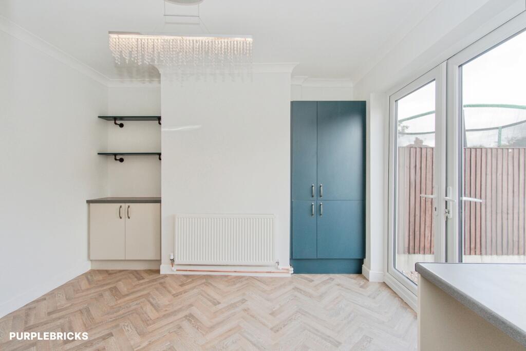 House in Wakefield, West Yorkshire - More