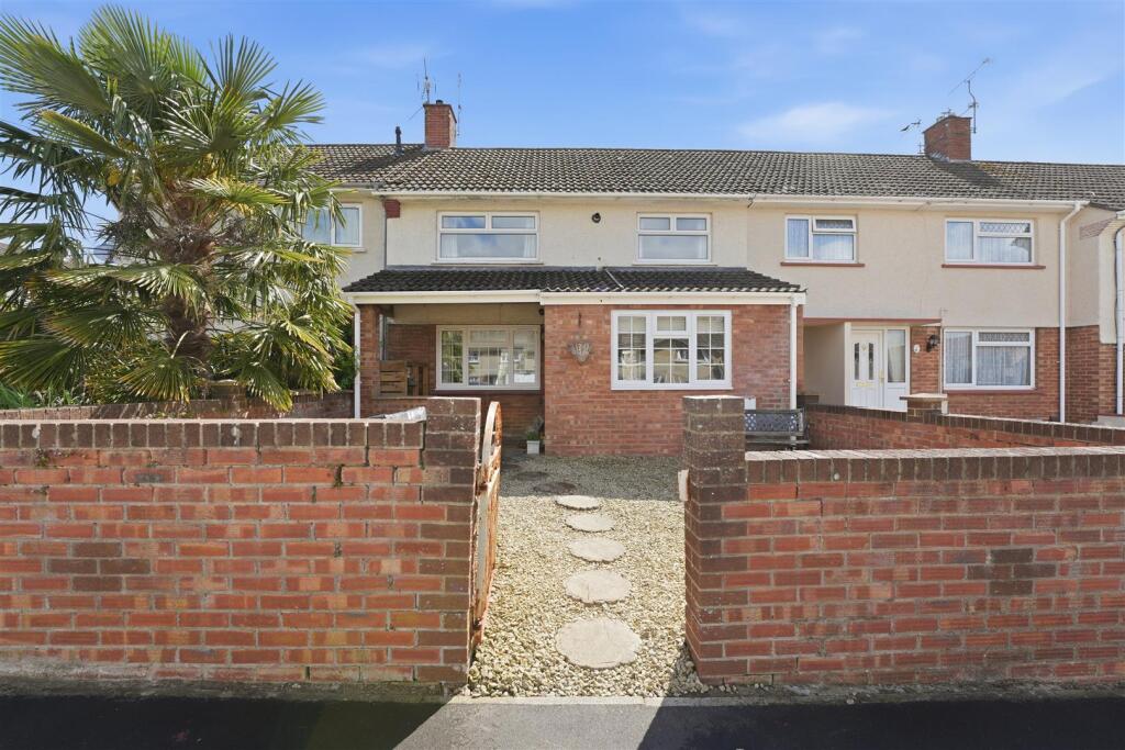 Main image of property: Lincoln Close, Keynsham