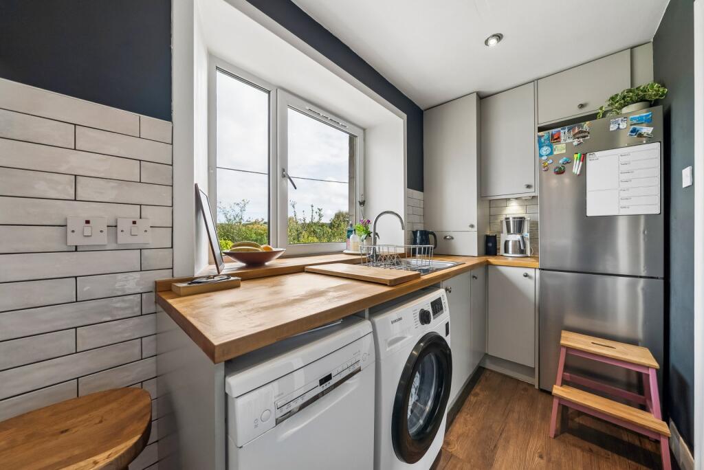 Apartment in Ashfield, Auchenlay - More