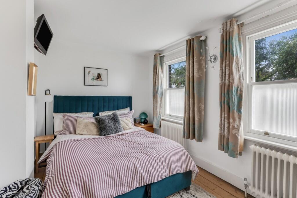 Apartment in London - View 5