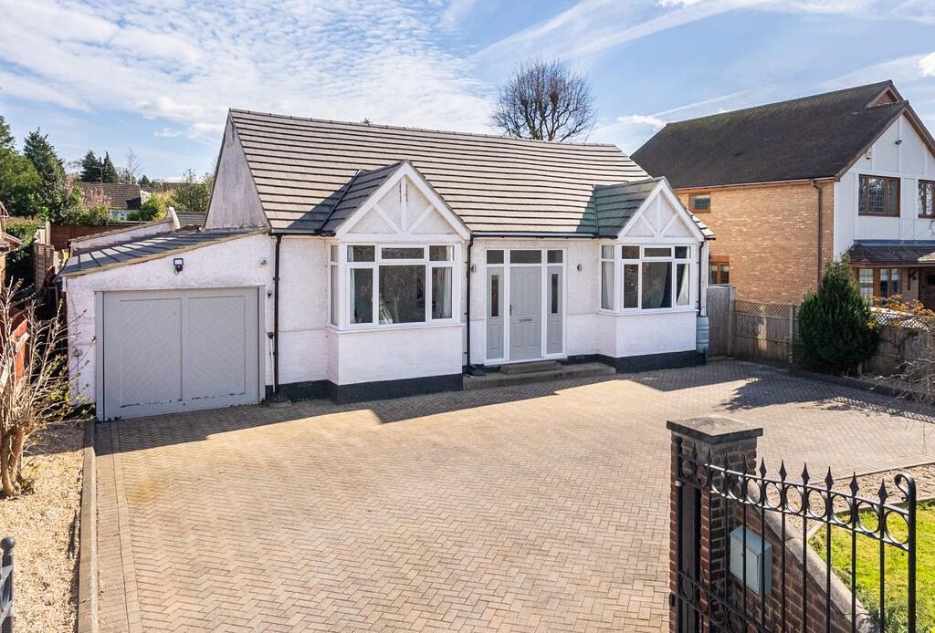 Main image of property: Leatherhead Road, Great Bookham, Leatherhead