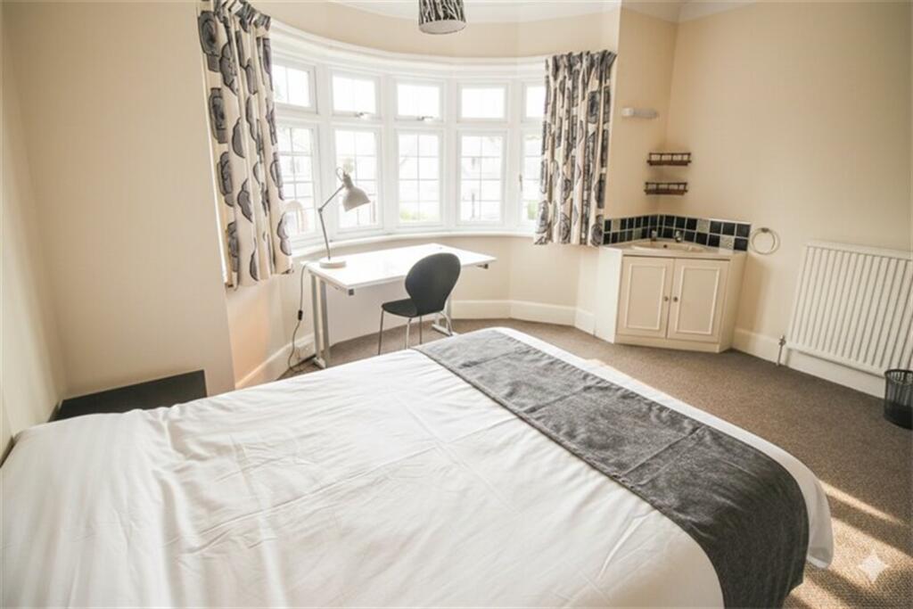House in Bournemouth - More