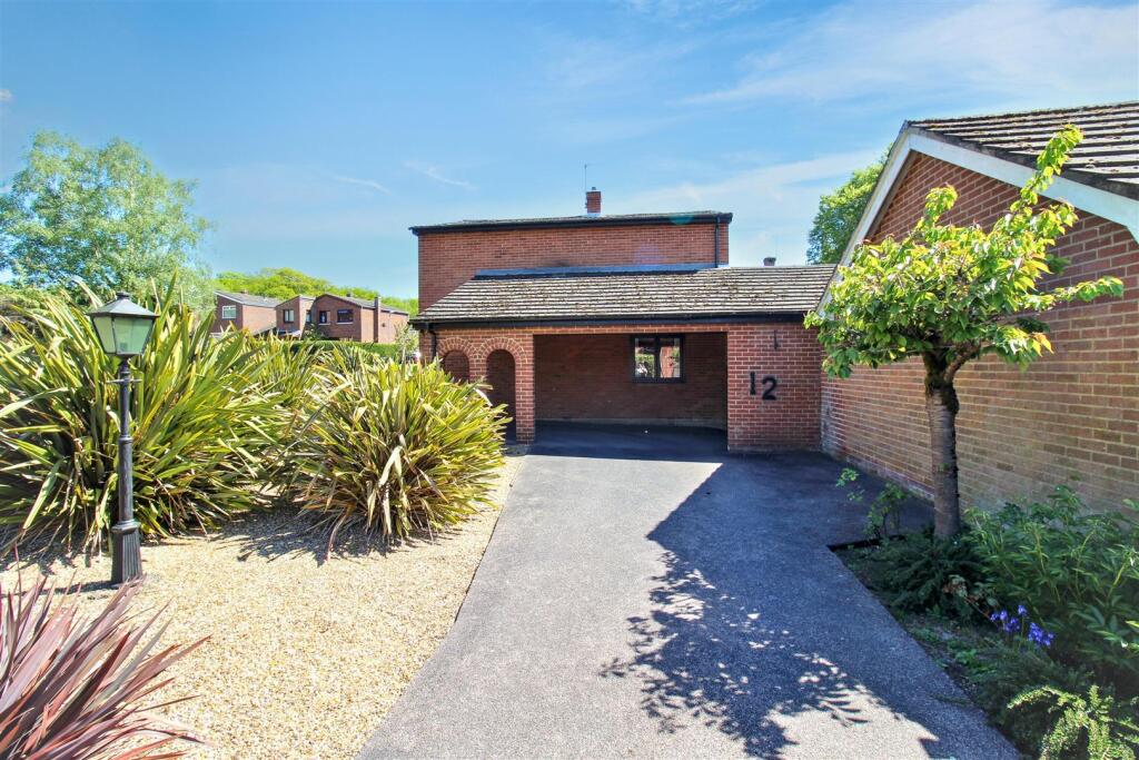 Main image of property: Shakespeare Way, Taverham, Norwich