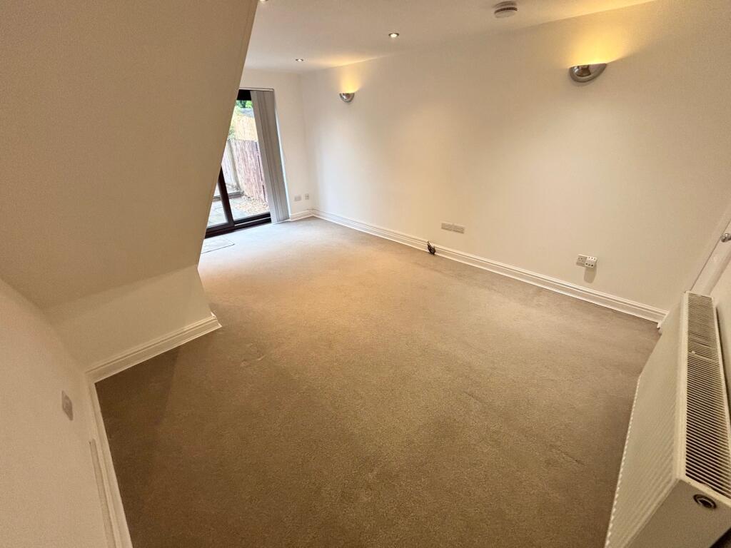 House in Newport, Christchurch, Caerleon - View 5